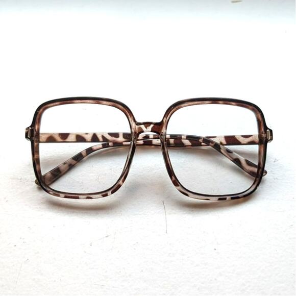 Free People Accessories - Retro Brown Tortishell Square Sunglasses 70s Festival Sunnies Zebra Print Shades